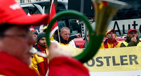 Nearly 20,000 Postal Workers Take Part in Two-Day Strike in Germany